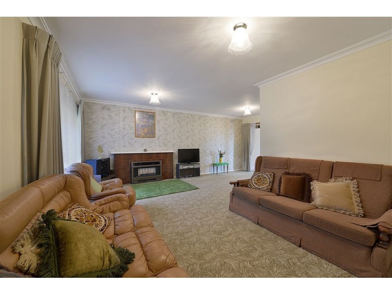 11 Portland Parade, Seaford VIC 3198