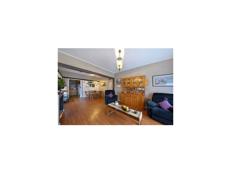 95 Kanaook Ave, Seaford VIC 3198