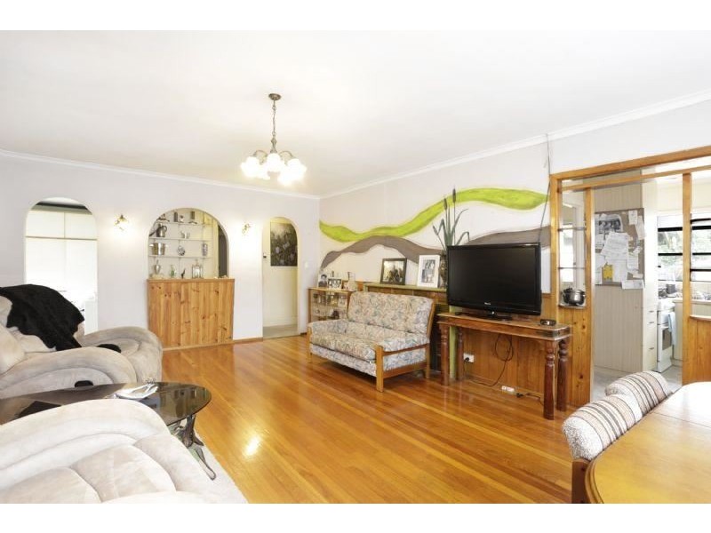 1 Silvertop Street, Frankston North VIC 3200