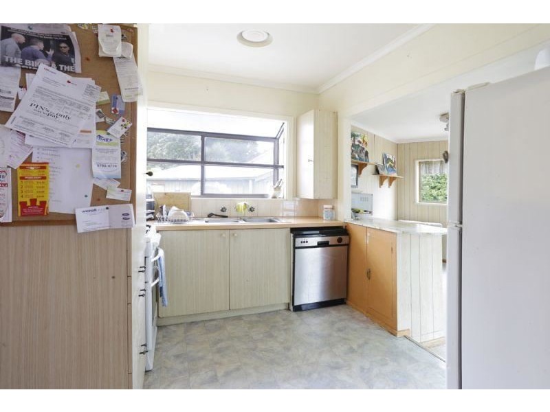 1 Silvertop Street, Frankston North VIC 3200