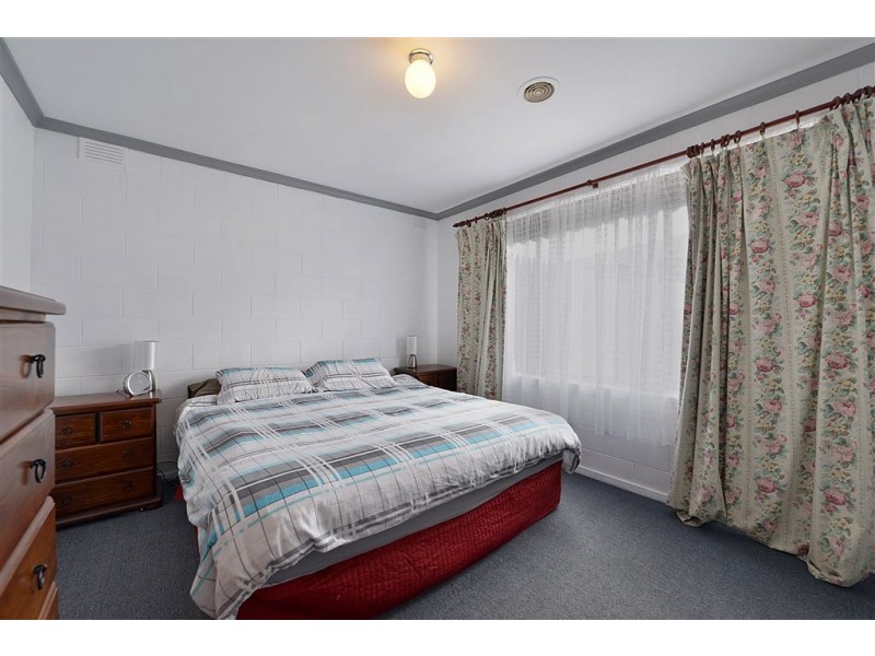 86 Hadley street, Seaford VIC 3198