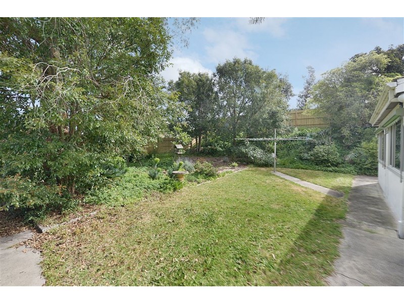 2 McCulloch Avenue, Seaford VIC 3198