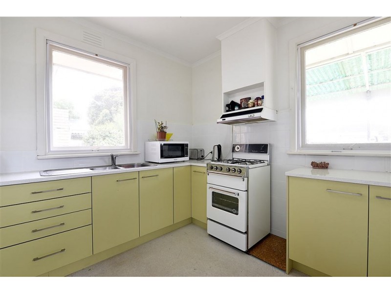 54 Railway Parade, Seaford VIC 3198