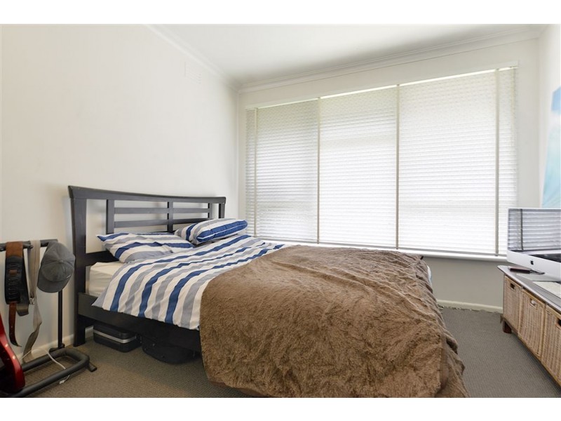 54 Railway Parade, Seaford VIC 3198
