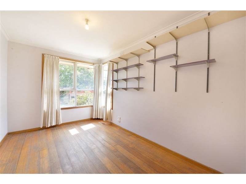 6 Selsey Street, Seaford VIC 3198