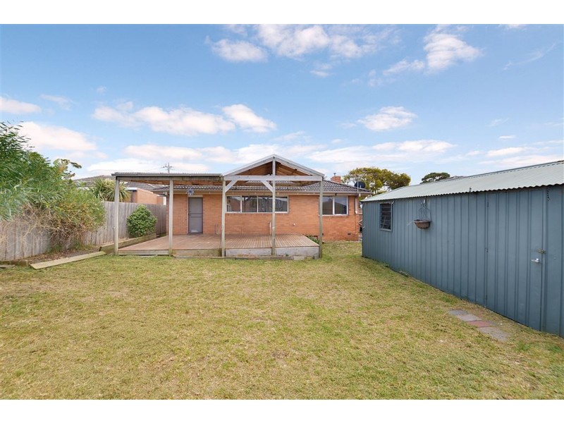 6 Selsey Street, Seaford VIC 3198