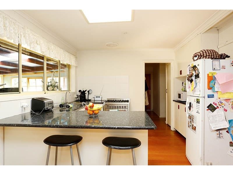 23 Torquay Avenue, Seaford VIC 3198