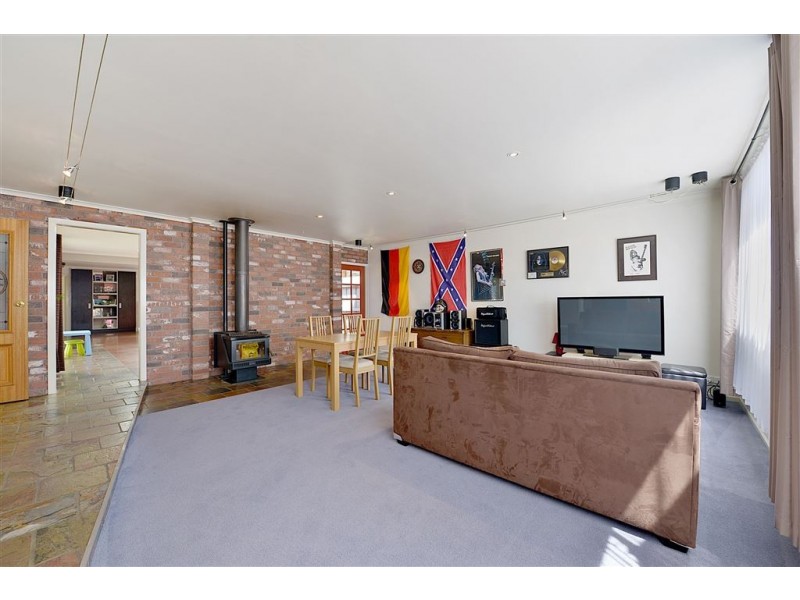 20 Mersey Crescent, Seaford VIC 3198