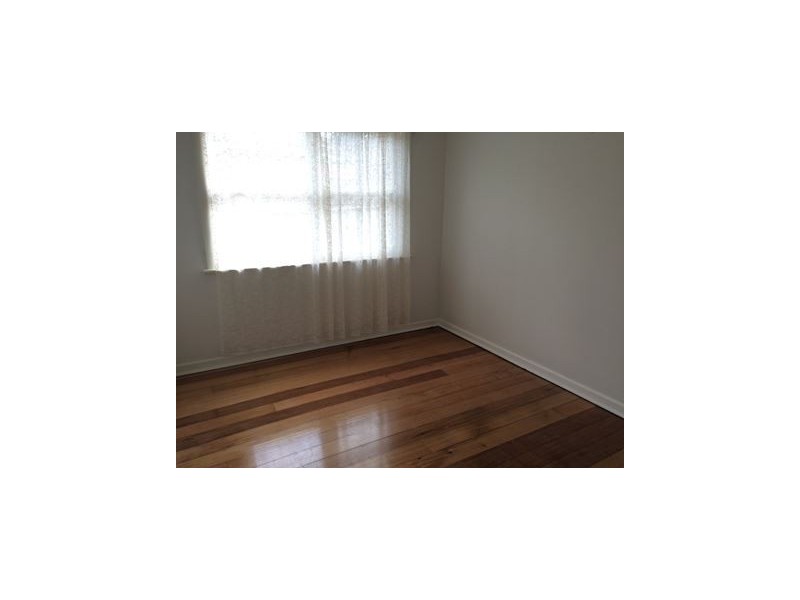 30 Jordan Grove, Glen Waverley VIC 3150