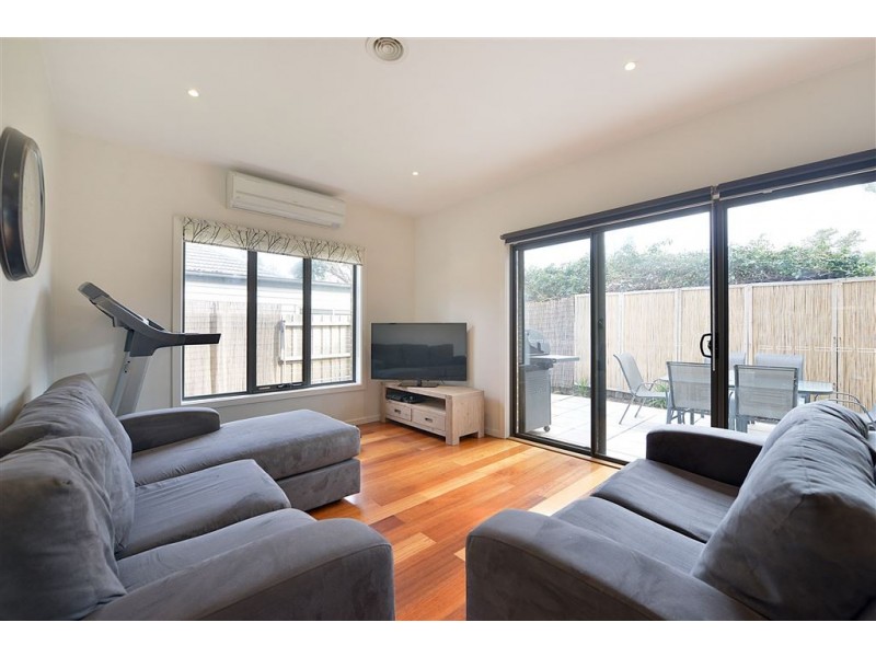 2/A Newton Street, Seaford VIC 3198