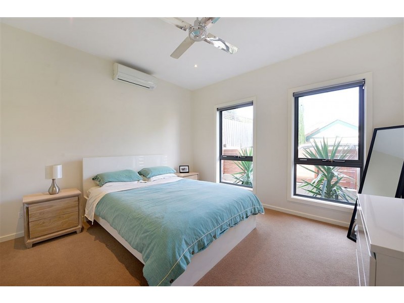 2/A Newton Street, Seaford VIC 3198