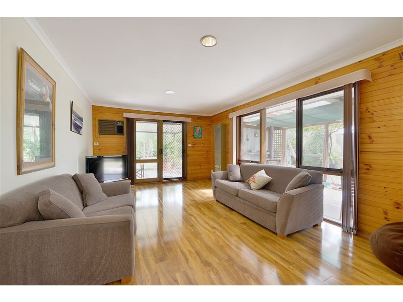 10 Kirkwood Ave, Seaford VIC 3198