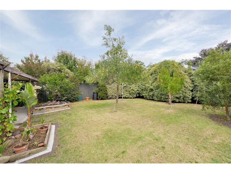 10 Kirkwood Ave, Seaford VIC 3198