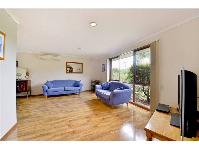 10 Kirkwood Ave, Seaford VIC 3198