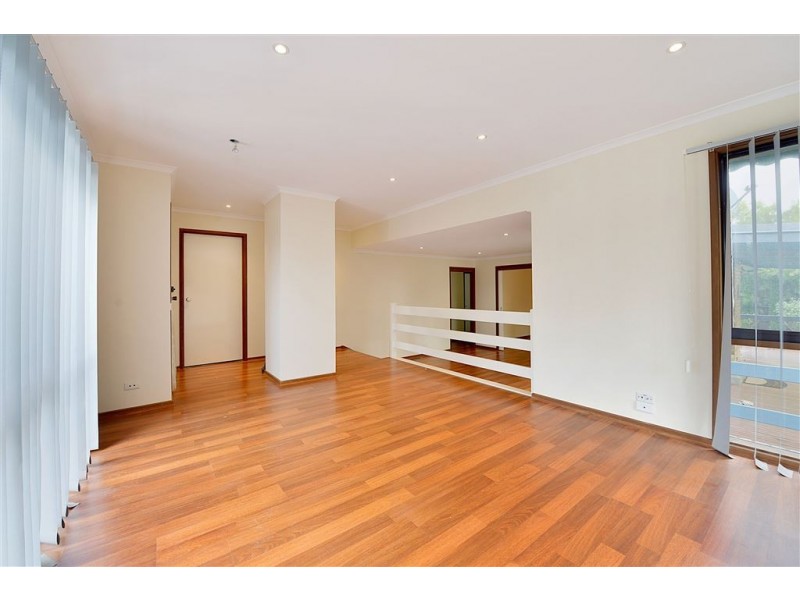 11 Wiltshire Drive, Somerville VIC 3912