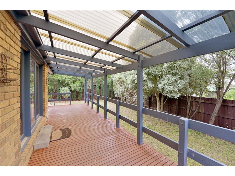 11 Wiltshire Drive, Somerville VIC 3912