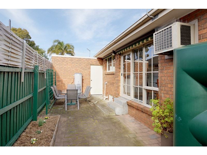 1/9 Molesworth Street, Seaford VIC 3198