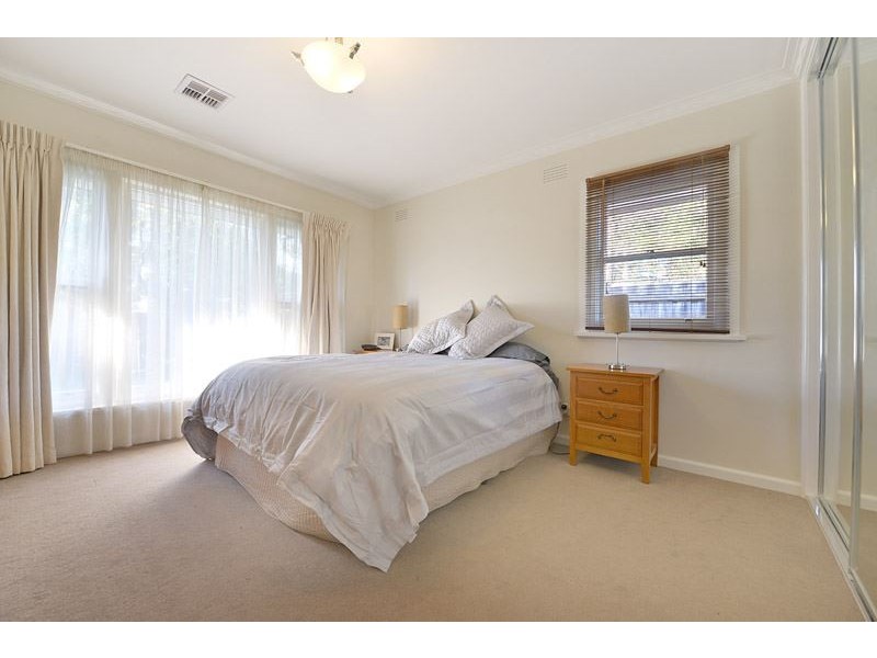 116 Kananook Ave, Seaford VIC 3198