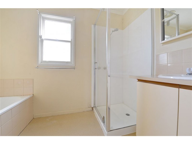 1/2 Martin Street, Seaford VIC 3198