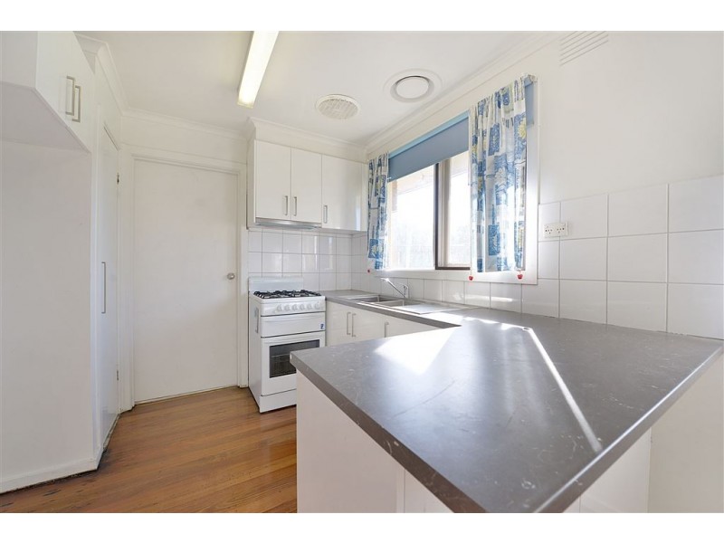 71 Maple Street, Seaford VIC 3198