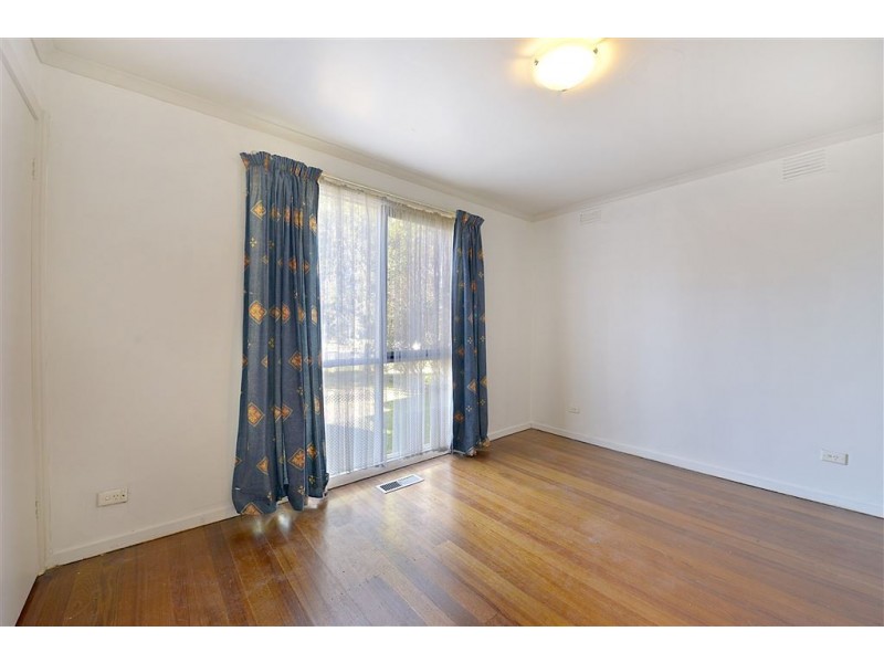 71 Maple Street, Seaford VIC 3198