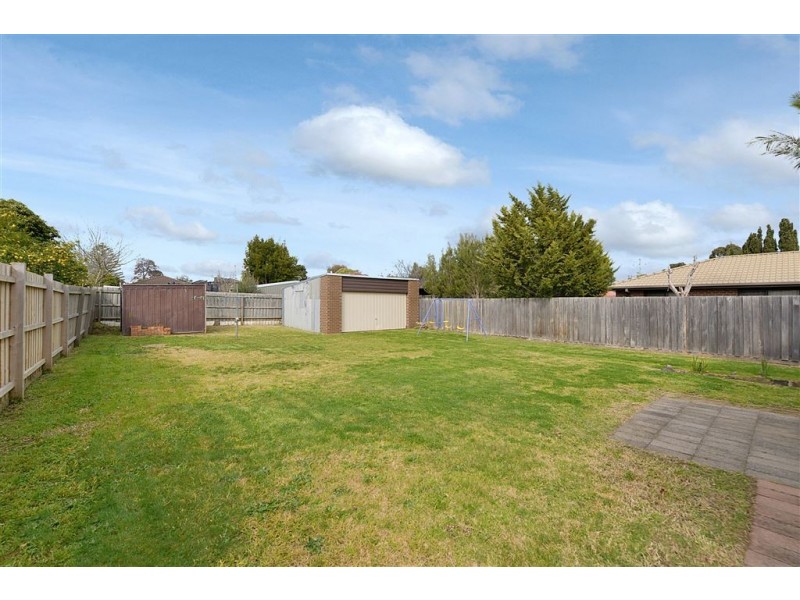 6 Sussex Crescent, Seaford VIC 3198