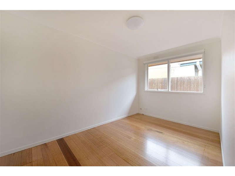 6 Selsey St, Seaford VIC 3198