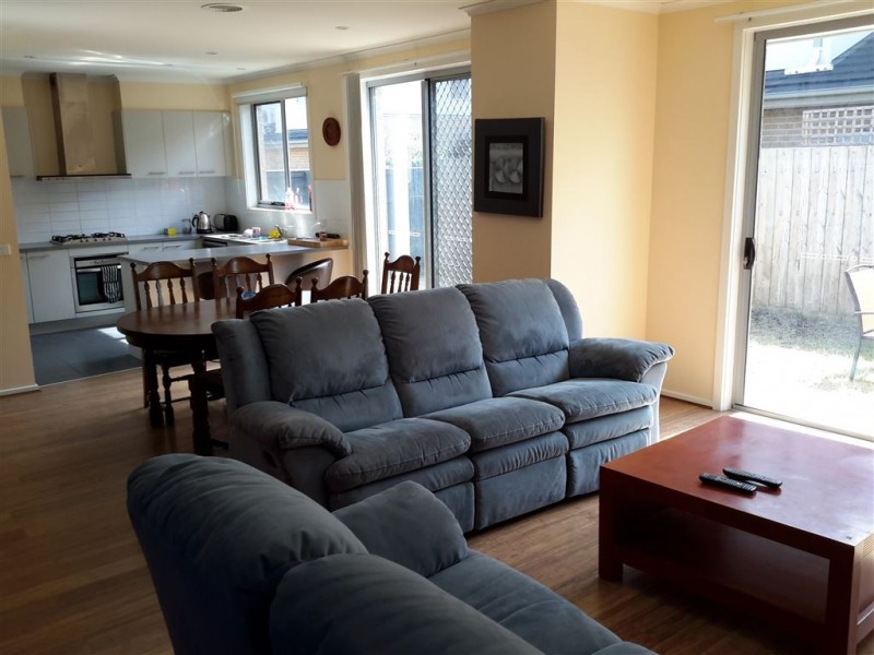 6 Butternut Close, Seaford VIC 3198