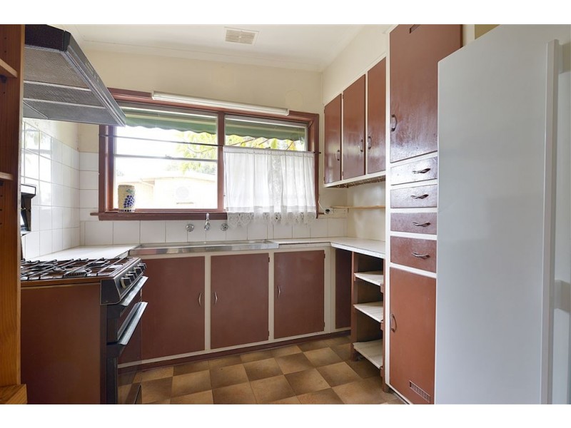 18 Ballarto Road, Frankston North VIC 3200