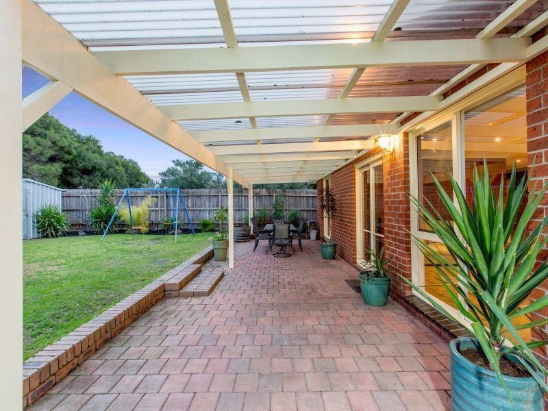15 Elliott Street, Seaford VIC 3198
