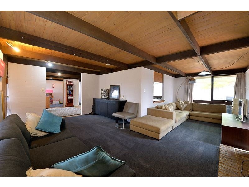 45 Emanuel Drive, Seaford VIC 3198