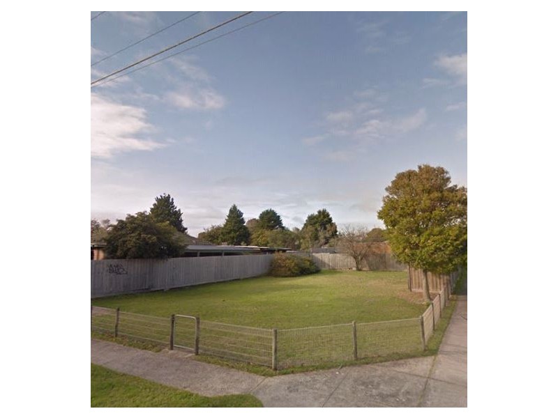 99 Kananook Avenue, Seaford VIC 3198