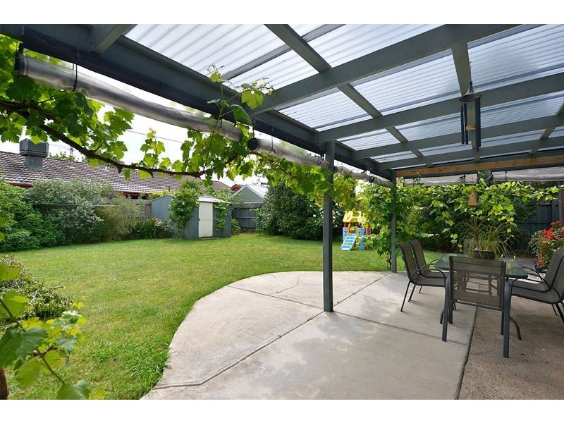 19 Lakesfield Drive, Lysterfield VIC 3156