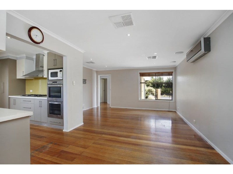 10 Whitby Way, Seaford VIC 3198