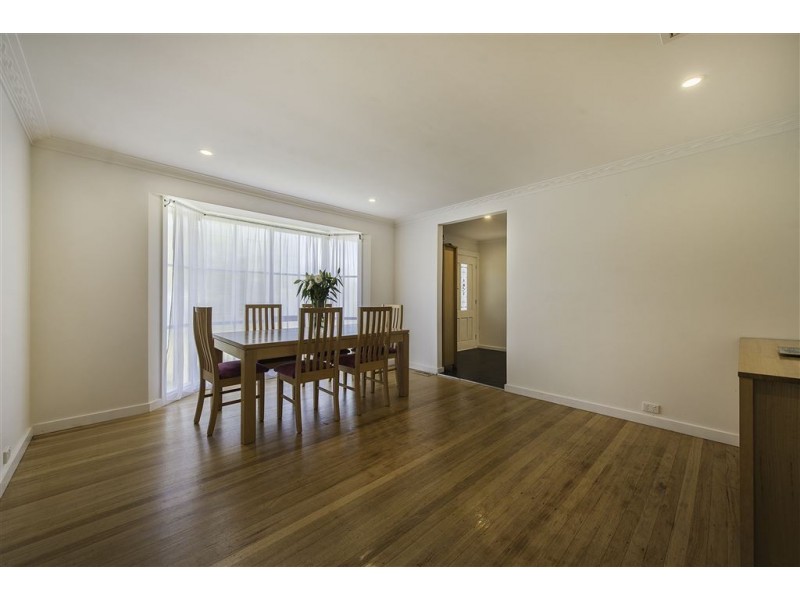 12 Webb Street, Seaford VIC 3198