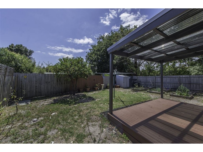 12 Webb Street, Seaford VIC 3198