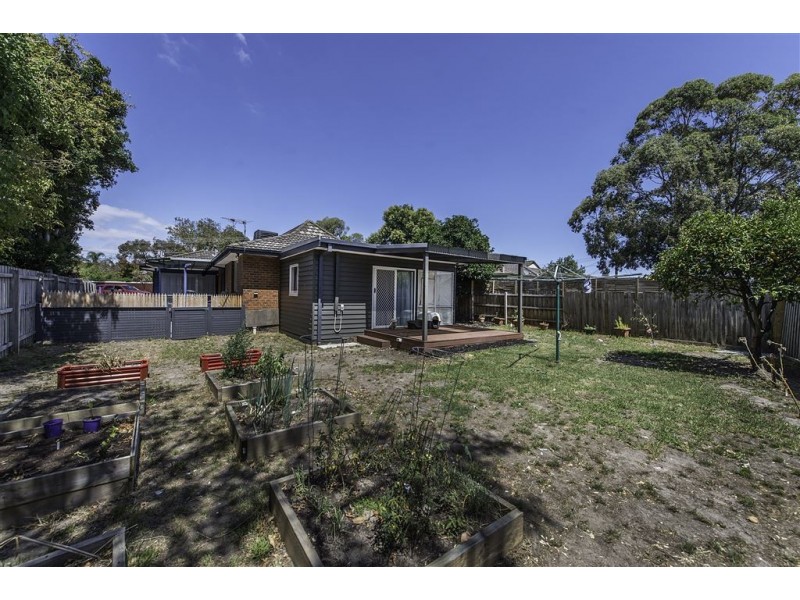 12 Webb Street, Seaford VIC 3198