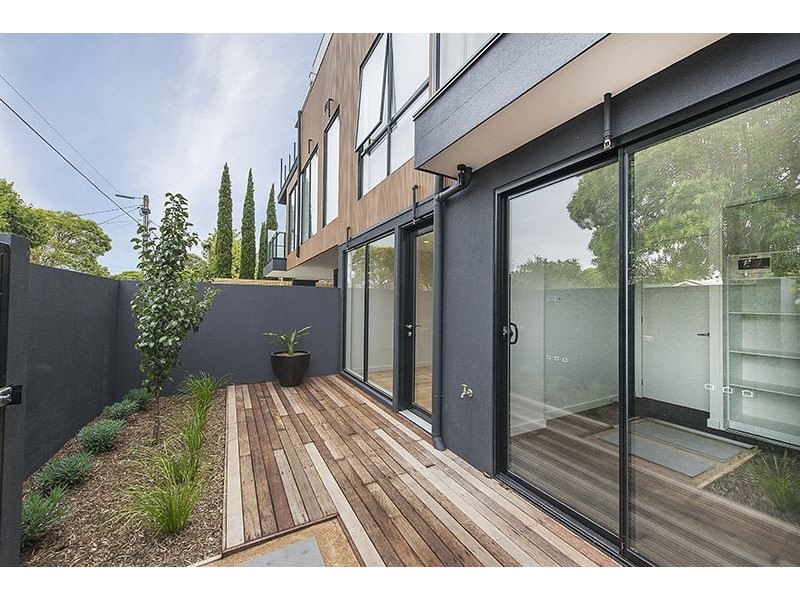 3/328-330 Neerim Road, Carnegie VIC 3163