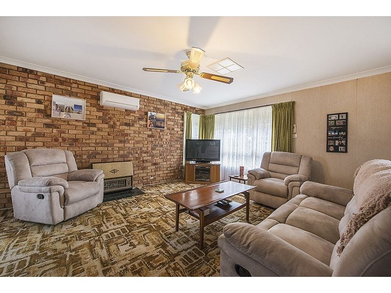 4 Sunderland Court, Seaford VIC 3198