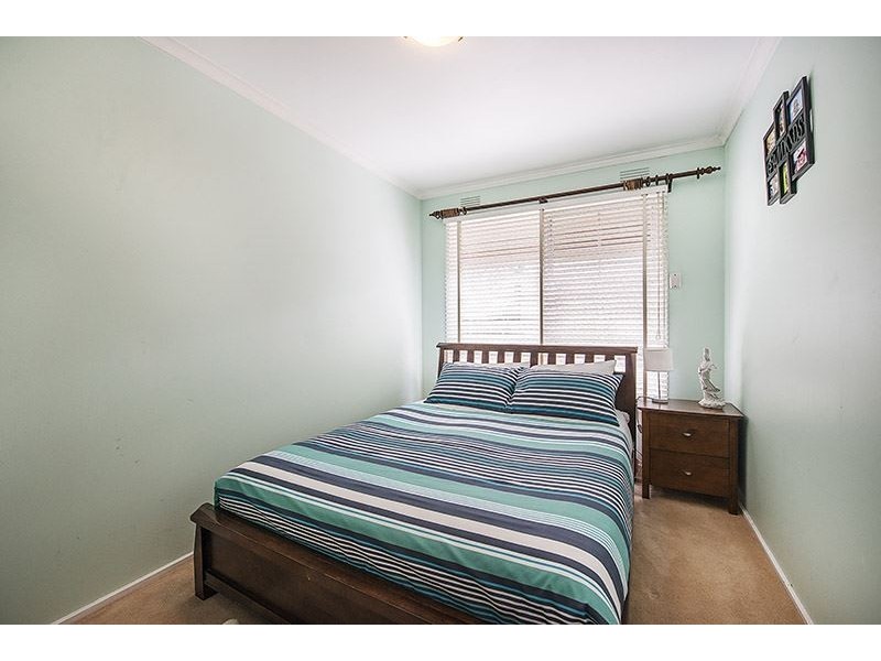 4 Sunderland Court, Seaford VIC 3198