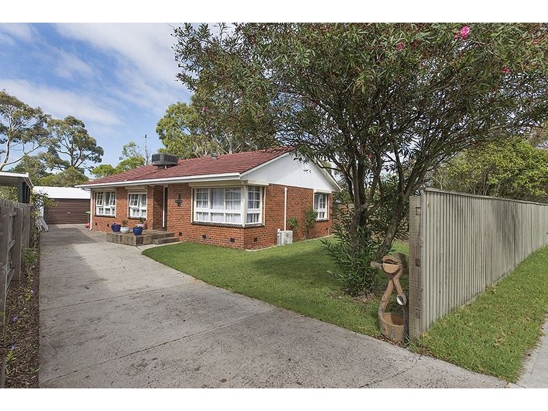 4 Sunderland Court, Seaford VIC 3198