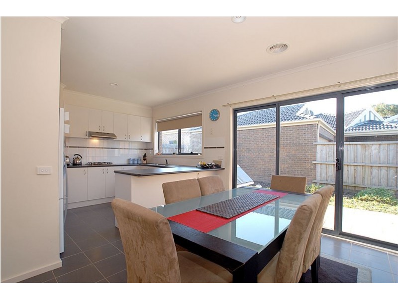 1/27 Austin Road, Seaford VIC 3198