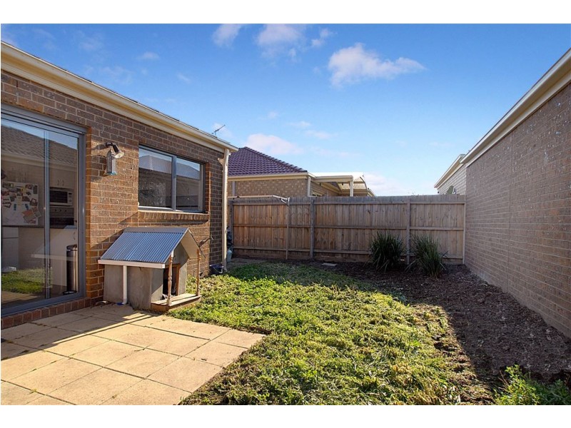 1/27 Austin Road, Seaford VIC 3198
