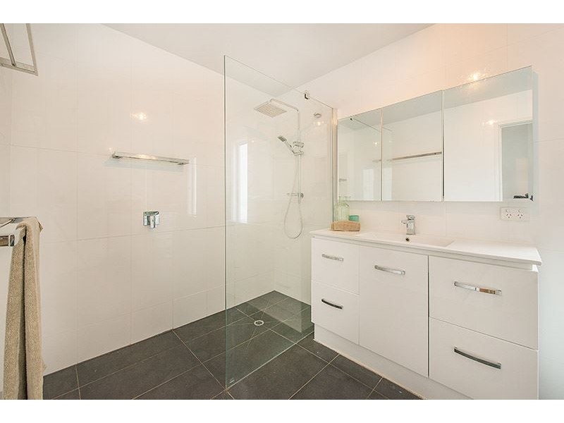 2/13 True Avenue, Carrum VIC 3197