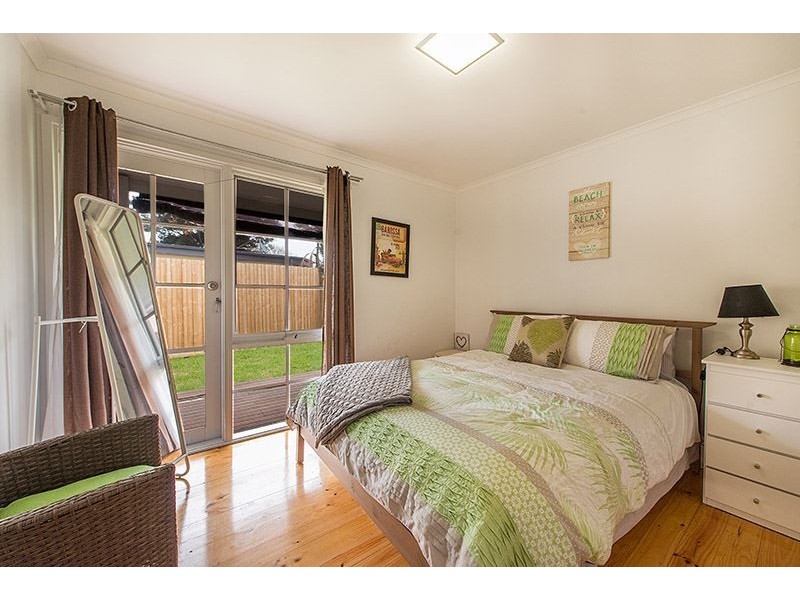 2/13 True Avenue, Carrum VIC 3197