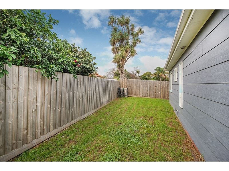 2/13 True Avenue, Carrum VIC 3197