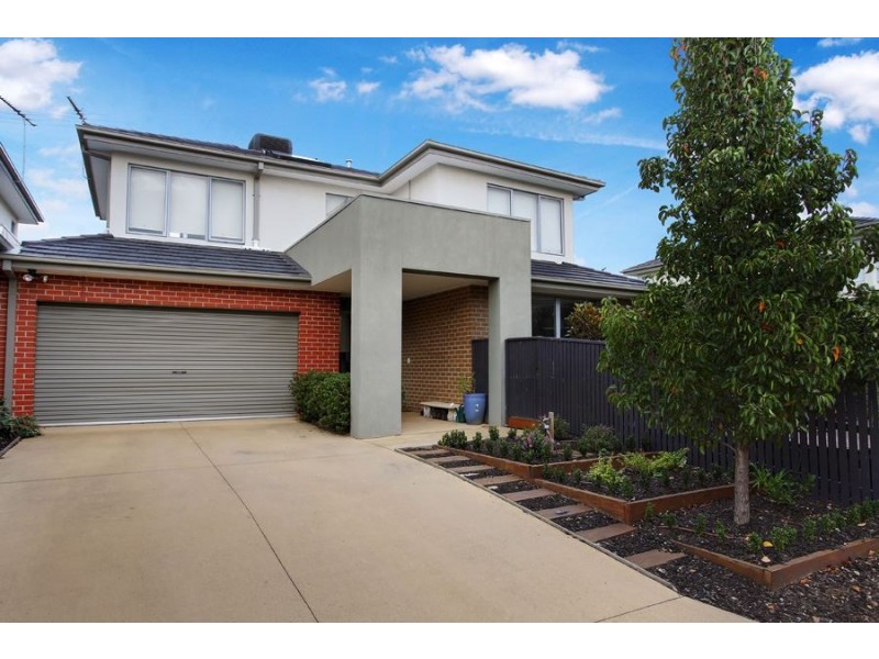 5 Walnut Court, Seaford VIC 3198