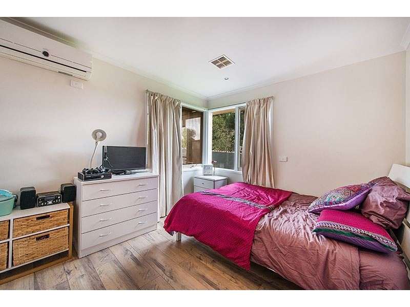 60 Rowellyn Avenue, Carrum Downs VIC 3201