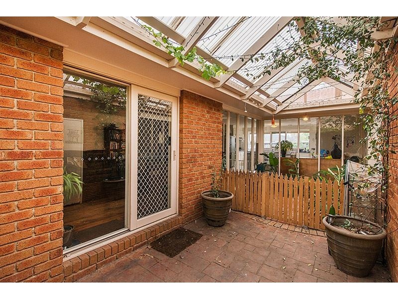 60 Rowellyn Avenue, Carrum Downs VIC 3201