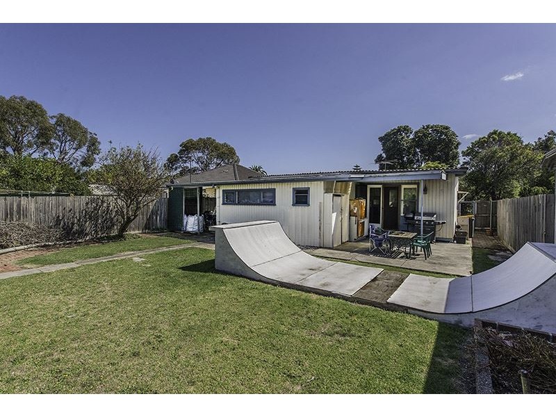 24 Weatherston Road, Seaford VIC 3198